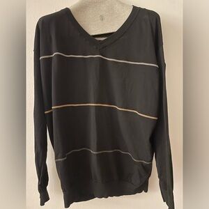 Brunello Cucinelli fine cotton top.